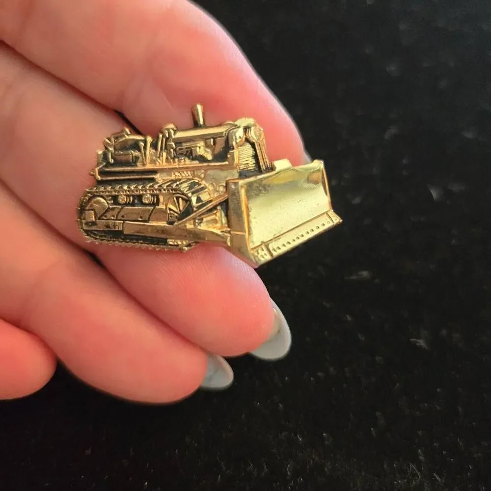 Vintage 1970s Bulldozer Cuff Links Gold Tone